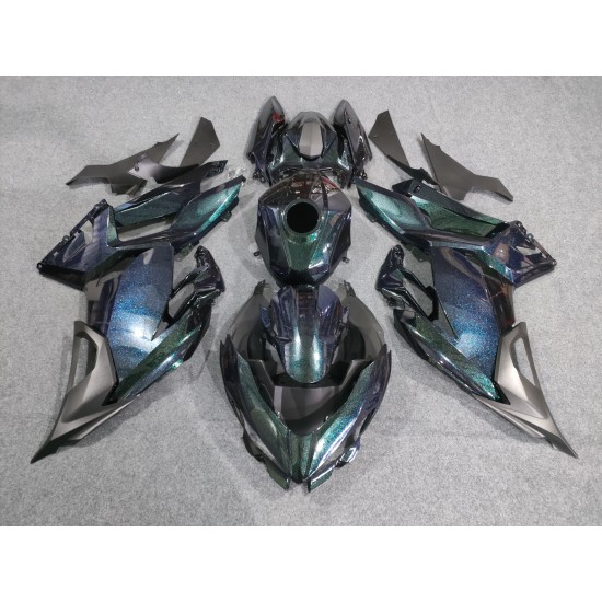 Chameleon Blue/Green fairings for ninja400 (2017-2024)