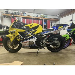 Fairings For Honda CBR600 F4i With Full Tank Cover (2001-2003)