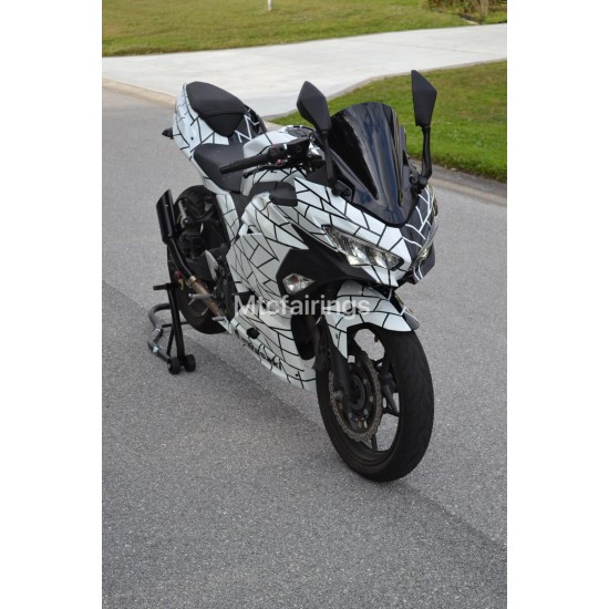 Kawasaki Black/White Ninja 400 Motorcycle fairings with decals(2017-2023)