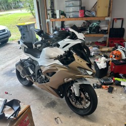 Matte Desert/White Color Fairings For Kawasaki Ninja ZX6R (full tank cover)(2019-2023)