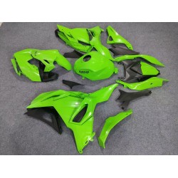 Green fairings for Kawasaki Ninja500 With Full Tank cover(2024-2025)